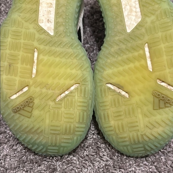 Adidas BOOST Women’s White/Black w/Green Soles Sneakers Lifting Exercise Sz 8.5 - Picture 7 of 11